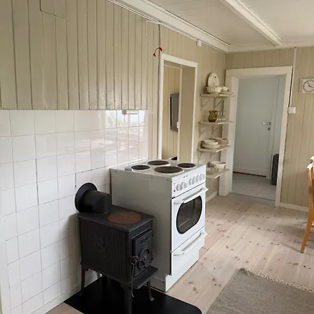 Det Gamle Huset I Oksfjordhamn