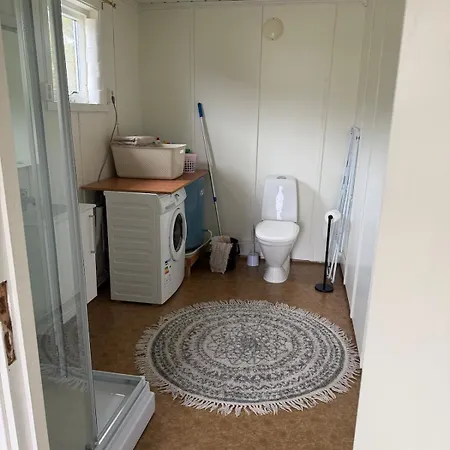 Det Gamle Huset I Oksfjordhamn