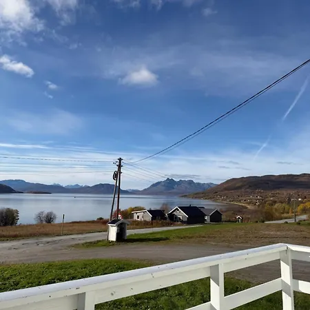 Det Gamle Huset I Oksfjordhamn Casa vacanze